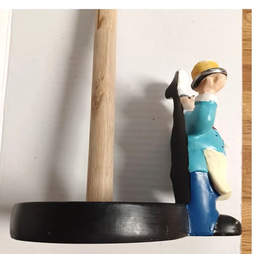 Decorative Resin Chef Figurine Paper Towel Holder GUC
